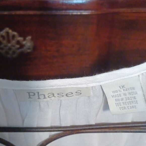 Phases Cream Cotton Top - Picture 4 of 7